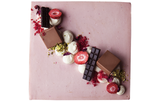 Strawberry & Cream Cake